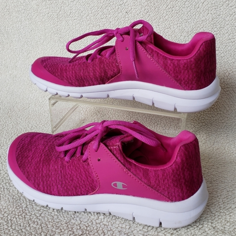 Women's Champion Memory Foam Shoes (size:7)